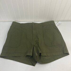 Old Navy Women XL Green Shorts High Rise OG Chino 3.5" Inseam OG Straight NWT